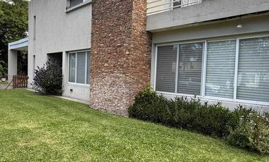 VENTA CASA 6 AMB BARRIO CERRADO EL AROMO, ESCOBAR