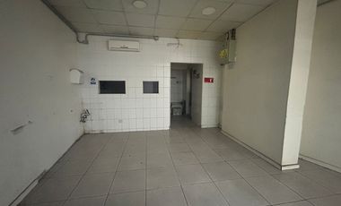 ¡Locales Disponibles en Strip Center San Joaquín !