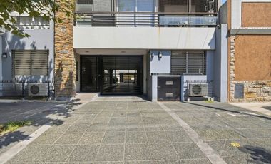 DEPARTAMENTO 2 AMBIENTES EN VENTA EN BANFIELD ESTE