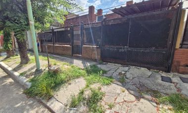 Casa lote propio en venta  4 ambientes Apto credit