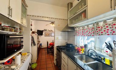 Venta Wilde Casa c/cochera, patio y jardín.PERMUTA