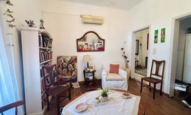 Venta Wilde Casa c/cochera, patio y jardín.PERMUTA