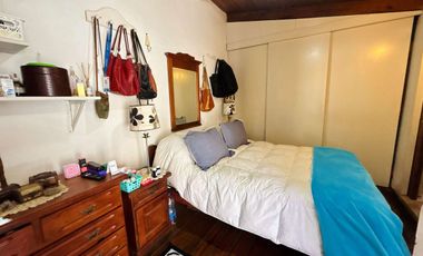 Venta Wilde Casa c/cochera, patio y jardín.PERMUTA