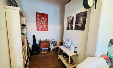 Venta Wilde Casa c/cochera, patio y jardín.PERMUTA