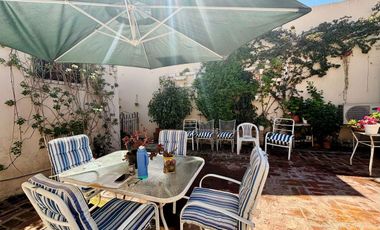 Venta Wilde Casa c/cochera, patio y jardín.PERMUTA