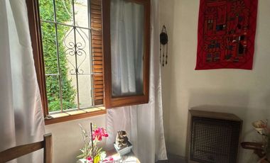 Venta Wilde Casa c/cochera, patio y jardín.PERMUTA