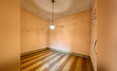 VENTA 3 AMB ALMAGRO. PISO 1 ESCALERA-A REFACCIONAR