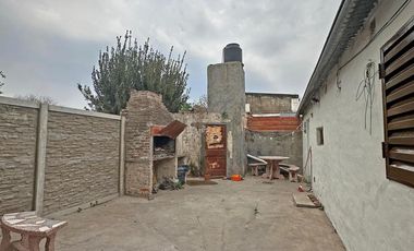 Casa en Barrio Villa Rosas