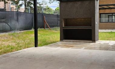 Casa en Alquiler, 3 Dormitorios, Villa Allende Golf