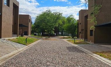 Casa en Alquiler, 3 Dormitorios, Villa Allende Golf