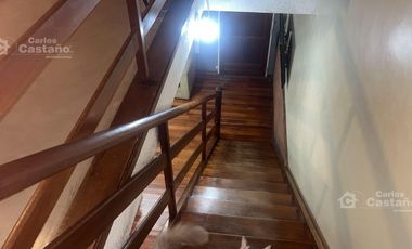 Exc. Dúplex 5 Amb. con Fondo, Garaje y Play-room (TODO EQUIPADO)