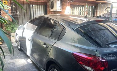 Exc. Dúplex 5 Amb. con Fondo, Garaje y Play-room (TODO EQUIPADO)