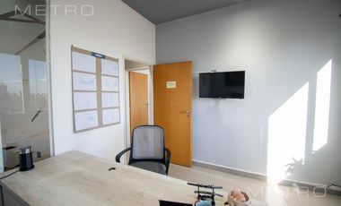 Oficina en venta con cochera en San Martin