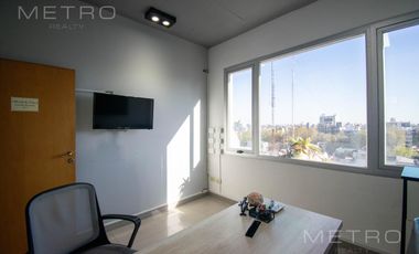 Oficina en venta con cochera en San Martin