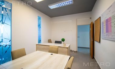 Oficina en venta con cochera en San Martin