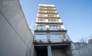 Oficina en venta con cochera en San Martin
