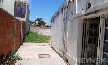 VENTA DE CASA CON TRES UNIDADES FUNCIONALES EN ISIDRO CASANOVA, IDEAL INVERSOR