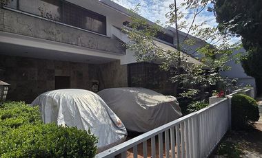 Se vende casa  para remodelar en Lomas de la Herradura