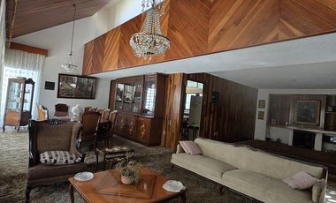 Se vende casa  para remodelar en Lomas de la Herradura