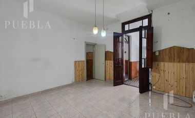 VENTA DE PH AL FONDO CON GRAN PARQUE DE 233M A RECICLAR. TURDERA-LOMAS DE ZAMORA.