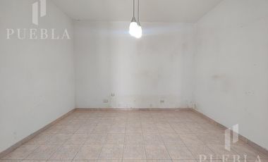 VENTA DE PH AL FONDO CON GRAN PARQUE DE 233M A RECICLAR. TURDERA-LOMAS DE ZAMORA.