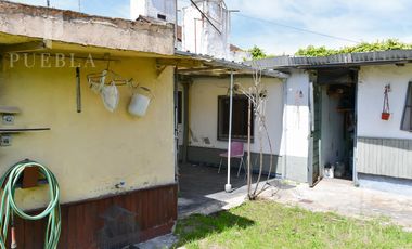 VENTA DE PH AL FONDO CON GRAN PARQUE DE 233M A RECICLAR. TURDERA-LOMAS DE ZAMORA.