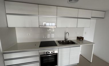 Departamento 3 ambientes nuevo. Olivos.