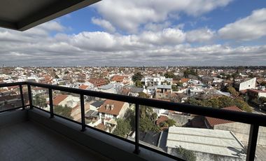 Departamento 3 ambientes nuevo. Olivos.