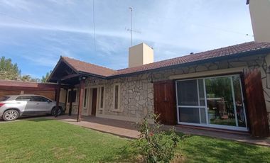 Casa en  venta Mar de Cobo - 3 habitaciones Lote 901mts