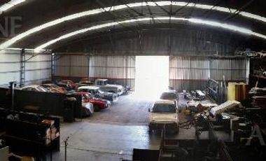 Excelente Nave Industrial de 1.340 m2 sobre Terreno de 3.500 m2 en Zona IP