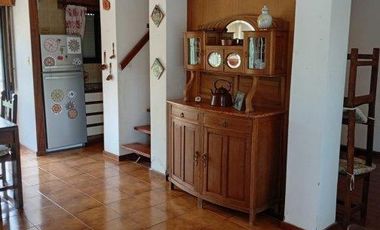 HERMOSO CHALET DE 3 AMBIENTES - UBICADO A SOLO 2 CUADRAS DEL MAR -