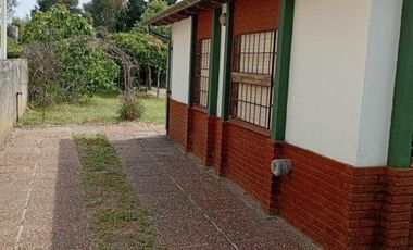 HERMOSO CHALET DE 3 AMBIENTES - UBICADO A SOLO 2 CUADRAS DEL MAR -