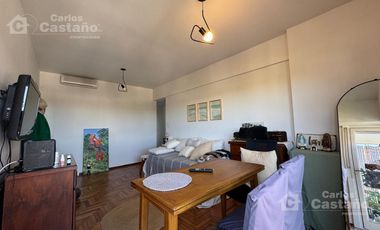 Exc. Dto. 2 Amb. al Contrafrente, Muy Linda Vista Sobre Av. Santa Fe