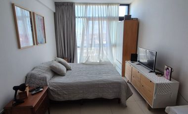 Departamento Monoambiente amplio en centro de Banfield Este