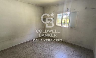 Se vende casa de dos dormitorios en amplio terreno. Permuta o Financiacion