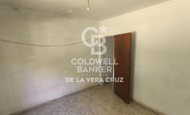 Se vende casa de dos dormitorios en amplio terreno. Permuta o Financiacion