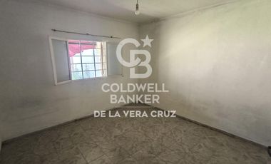 Se vende casa de dos dormitorios en amplio terreno. Permuta o Financiacion