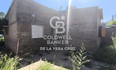 Se vende casa de dos dormitorios en amplio terreno. Permuta o Financiacion