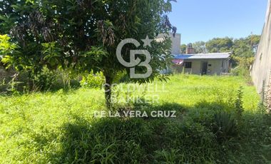 Se vende casa de dos dormitorios en amplio terreno. Permuta o Financiacion