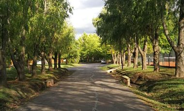 Terreno en  Miralagos. Country exclusivo zona sur . Proximo a Haras del sur.