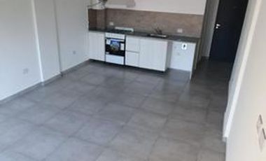 MONOAMBIENTE  MUY AMPLIO