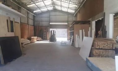 Galpón en Venta de 1000 m Divisible Pacheco