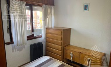 Excelente departamento 2 ambientes con cochera cubierta!!