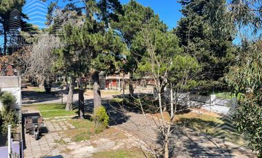 Excelente departamento 2 ambientes con cochera cubierta!!