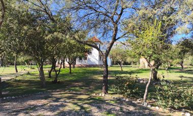 CASA DE 3 AMBIENTES EN VENTA CON TERRENO DE 7 HECTAREAS Y PILETA - LA RAMADA - CORDOBA