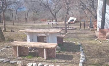 CASA DE 3 AMBIENTES EN VENTA CON TERRENO DE 7 HECTAREAS Y PILETA - LA RAMADA - CORDOBA