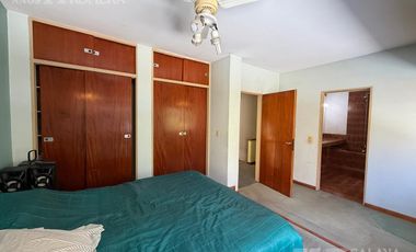 Casa en Florida en venta 5 ambientes lote de 10 x 36 mts - Hermoso Pulmon de manzana