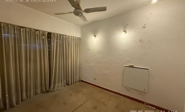 Casa en Florida en venta 5 ambientes lote de 10 x 36 mts - Hermoso Pulmon de manzana