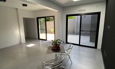 SANTILLI - BARTOLOME MITRE 1132 Burzaco Oeste