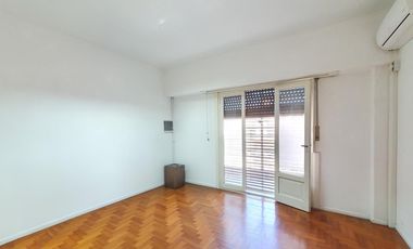 VENTA PH 4 AMB CON PATIO Y BALCON SIN EXPENSAS GERLI LANUS